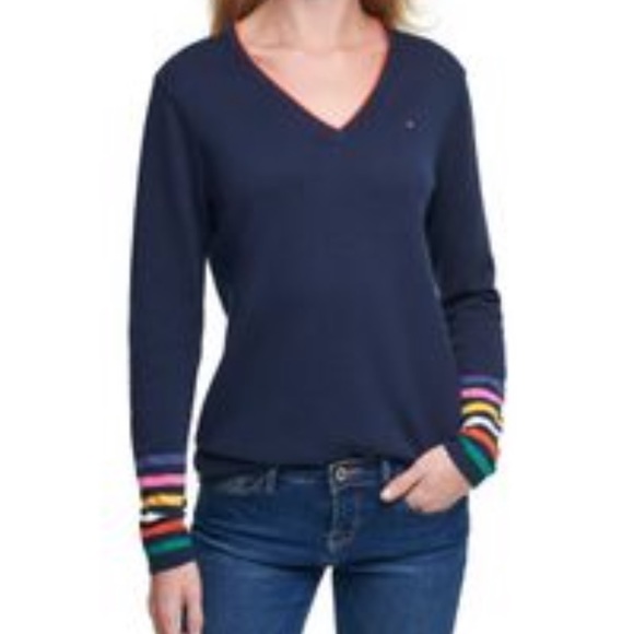🌟Host Pick🌟Tommy Hilfiger Rainbow Striped Sleeve Sweater - Picture 1 of 8